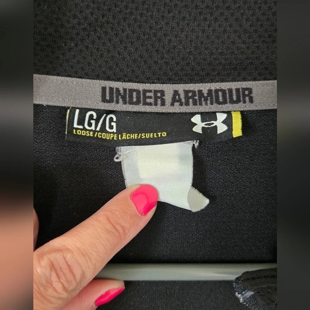 Under Armour Black Light Jacket Size Large